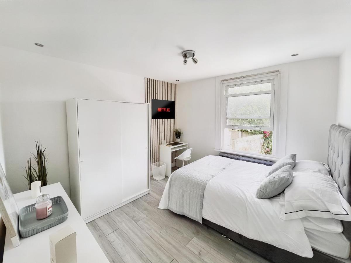 Modern Room In Centrally Located Apartment - Room 4 Лондон Екстериор снимка